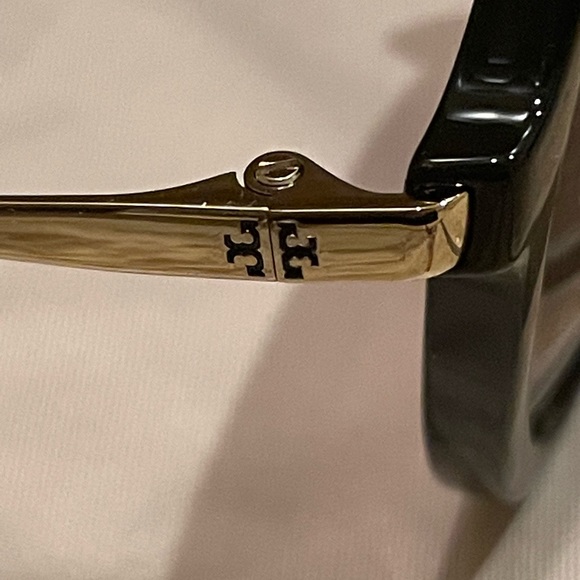 Tory Burch sunglasses new with tag - Picture 7 of 12